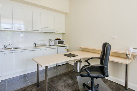 Belconnen Way Motel And Serviced Apartments - Accommodation Mount Tamborine 2
