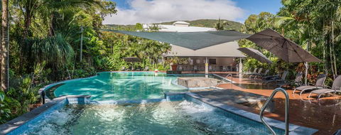 Oasis At Palm Cove - Accommodation Mount Tamborine 6