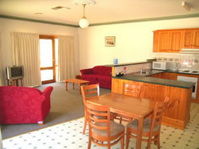 Campaspe Lodge - Accommodation Mount Tamborine 1