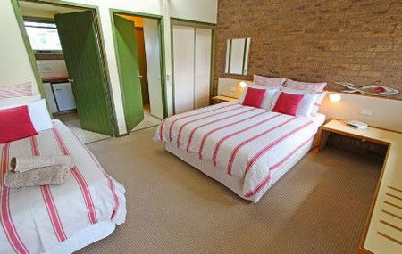 The Beachfront Motel - Accommodation Mount Tamborine 3