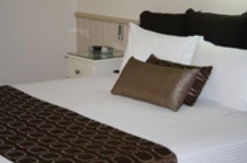 Comfort Inn & Suites Robertson Gardens - Accommodation Mount Tamborine 1