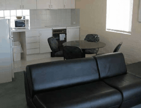 Cambridge Atrium - Accommodation Mount Tamborine 5
