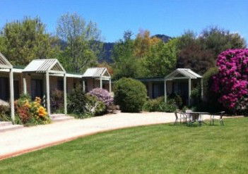 ELLENVALE HOLIDAY UNITS - Accommodation Mount Tamborine 0