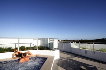 Sebel Maroochydore - Accommodation Mount Tamborine 1
