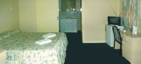 Plaza Hotel - Accommodation Mount Tamborine 1