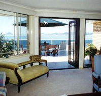 The Mitchells Waterfront B  B - Accommodation Mount Tamborine