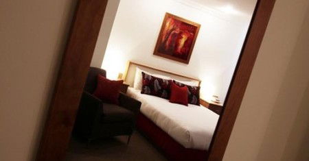 Townhouse Hotel - Accommodation Mount Tamborine 1