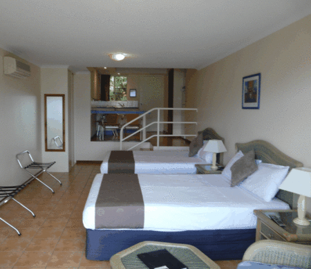 Sunlit Waters Studio Apartments - Accommodation Mount Tamborine 5