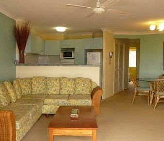 Kirra Palms Holiday Apartments - Accommodation Mount Tamborine 2