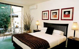 Knightsbridge Apartments - Accommodation Mount Tamborine 1