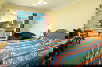 Clan Lakeside Lodge - Accommodation Mount Tamborine 2
