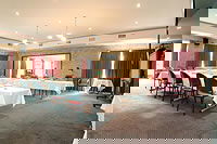 Clan Lakeside Lodge - Accommodation Mount Tamborine 4