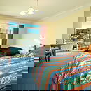 Clan Lakeside Lodge - Accommodation Mount Tamborine 6