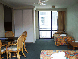 Club Surfers - Accommodation Mount Tamborine 1