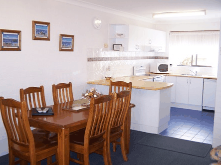 Peninsular Apartments - Accommodation Mount Tamborine 4