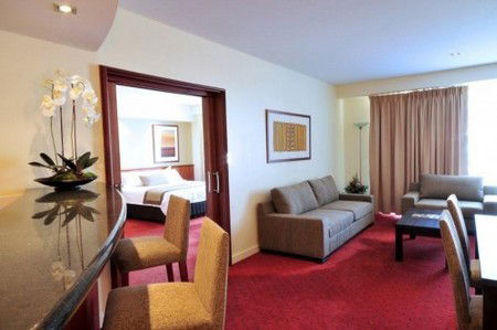 Lasseters Hotel Casino - Accommodation Mount Tamborine 2