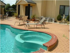 Hopkins House Motel & Apartments - Accommodation Mount Tamborine 6