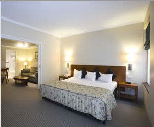 Batman's Hill On Collins - Accommodation Mount Tamborine 0