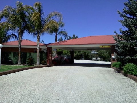 Golden Chain Border Gateway Motel - Accommodation Mount Tamborine 0