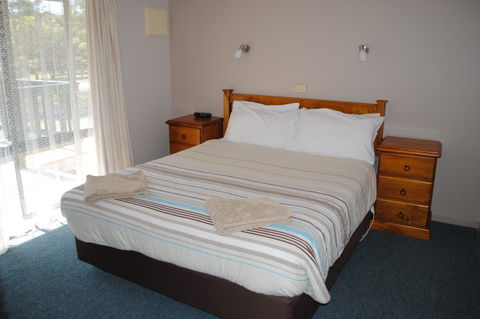Lakes Entrance Country Cottages - Accommodation Mount Tamborine 4