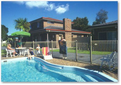 Southern Cross Holiday Apartments - Accommodation Mount Tamborine 3