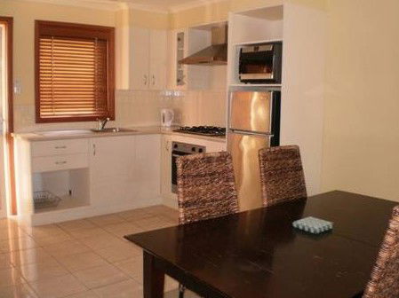 Colonial Village Motel - Accommodation Mount Tamborine 5
