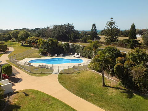 Pacific Marina Apartments - Accommodation Mount Tamborine 3