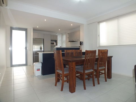 Pacific Marina Apartments - Accommodation Mount Tamborine 10