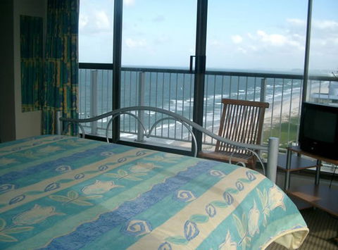 Golden Sands Holiday Apartments - Accommodation Mount Tamborine 0