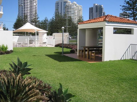 Golden Sands Holiday Apartments - Accommodation Mount Tamborine 5