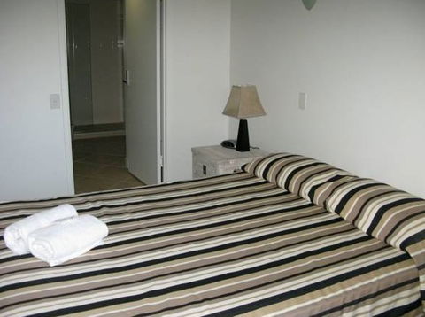 Camargue Beachfront Apartments - Accommodation Mount Tamborine 3