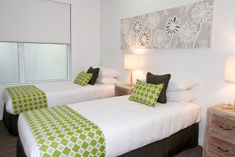 Emerald Noosa Resort - Accommodation Mount Tamborine 2