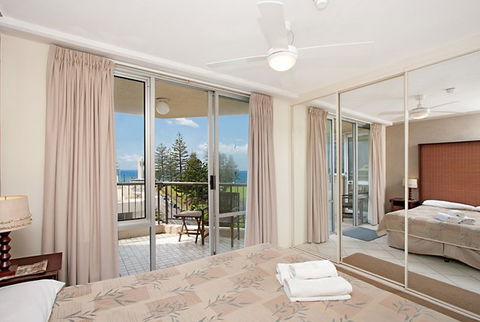Rainbow Commodore Holiday Apartments - Accommodation Mount Tamborine 2