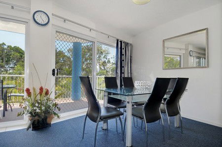 White Crest Luxury Apartments - Accommodation Mount Tamborine 2