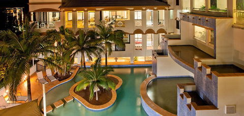 Regal Port Douglas - Accommodation Mount Tamborine 0