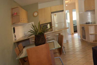 Regatta Riverfront Apartments - Accommodation Mount Tamborine 5