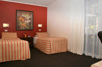 Whale Motor Inn - Accommodation Mount Tamborine 5