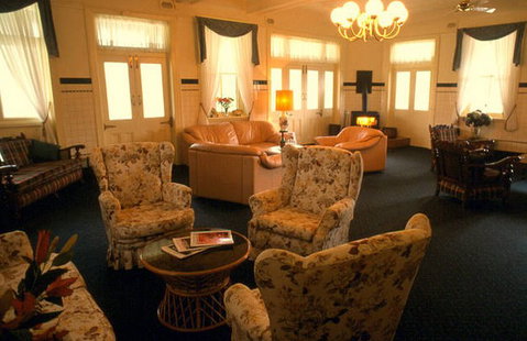 Abernethy Guesthouse - Accommodation Mount Tamborine 3