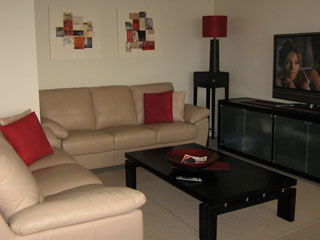 Beachfront Towers - Accommodation Mount Tamborine 8