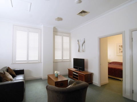 Rothbury On Ann Heritage Apartment Hotel - Accommodation Mount Tamborine 3