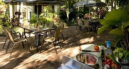 Tropic Towers Apartments - Accommodation Mount Tamborine 3