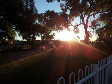 Bowen Arrow Motel - Accommodation Mount Tamborine 1
