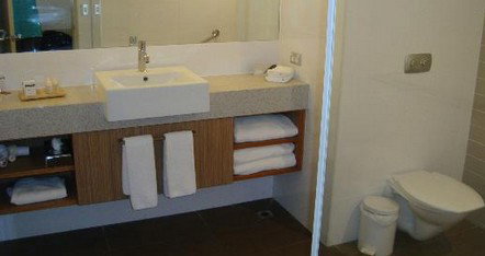 Desert Gardens Hotel - Accommodation Mount Tamborine 3