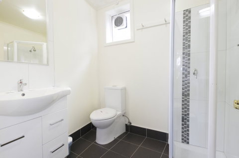 Graham Court Apartments - Accommodation Mount Tamborine 4