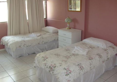 Queensleigh Holiday Apartments - Accommodation Mount Tamborine 3