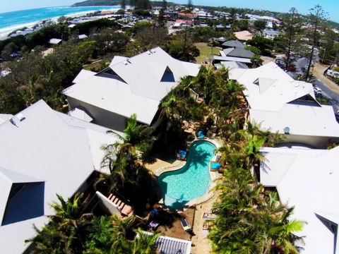 Outrigger Bay Apartments - Accommodation Mount Tamborine 1