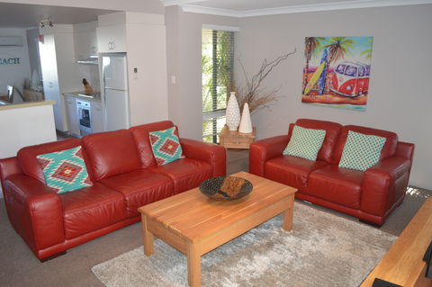 Outrigger Bay Apartments - Accommodation Mount Tamborine 6