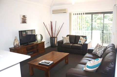 Outrigger Bay Apartments - Accommodation Mount Tamborine 7