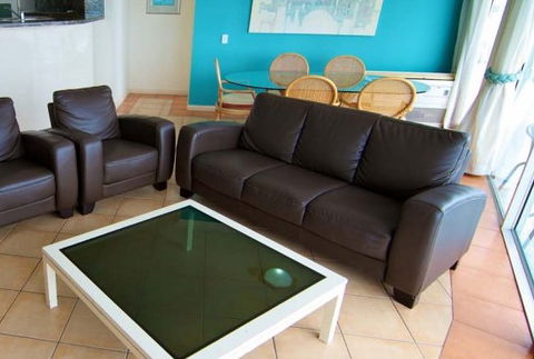 Surfers Mayfair - Accommodation Mount Tamborine 1