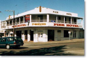 Pier Hotel - Accommodation Mount Tamborine 0